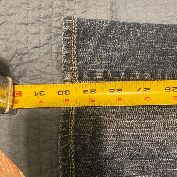 Levi’s Demi Curve Classic Rise Slim Women’s Jean - Picture 11 of 11